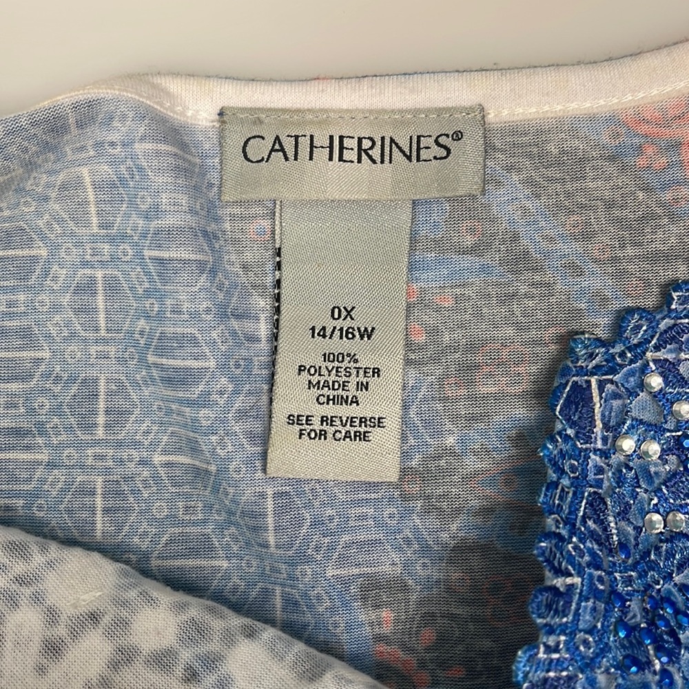 Catherine’s Blouse - Picture 3 of 3